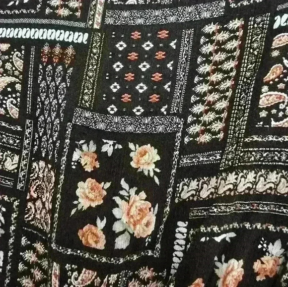 Peach Love California Floral Bell Sleeve Bodysuit - Picture 10 of 12